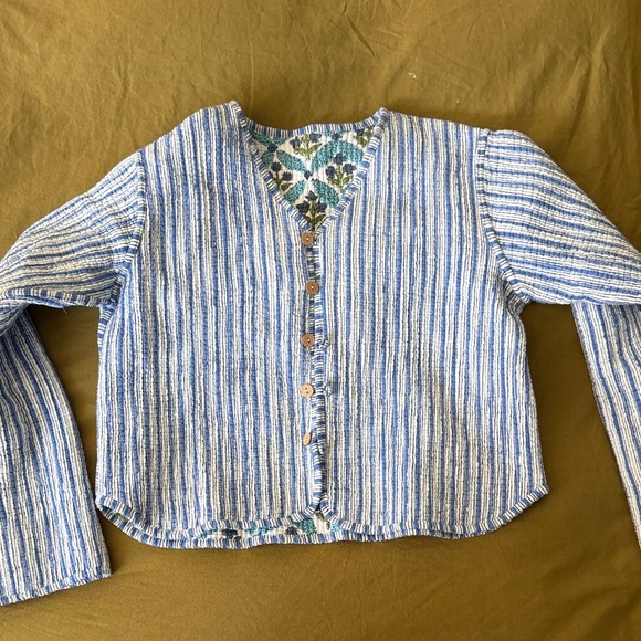 Jackets & Blazers - Reversible Striped or flower Button-Front light weight quilted jacket